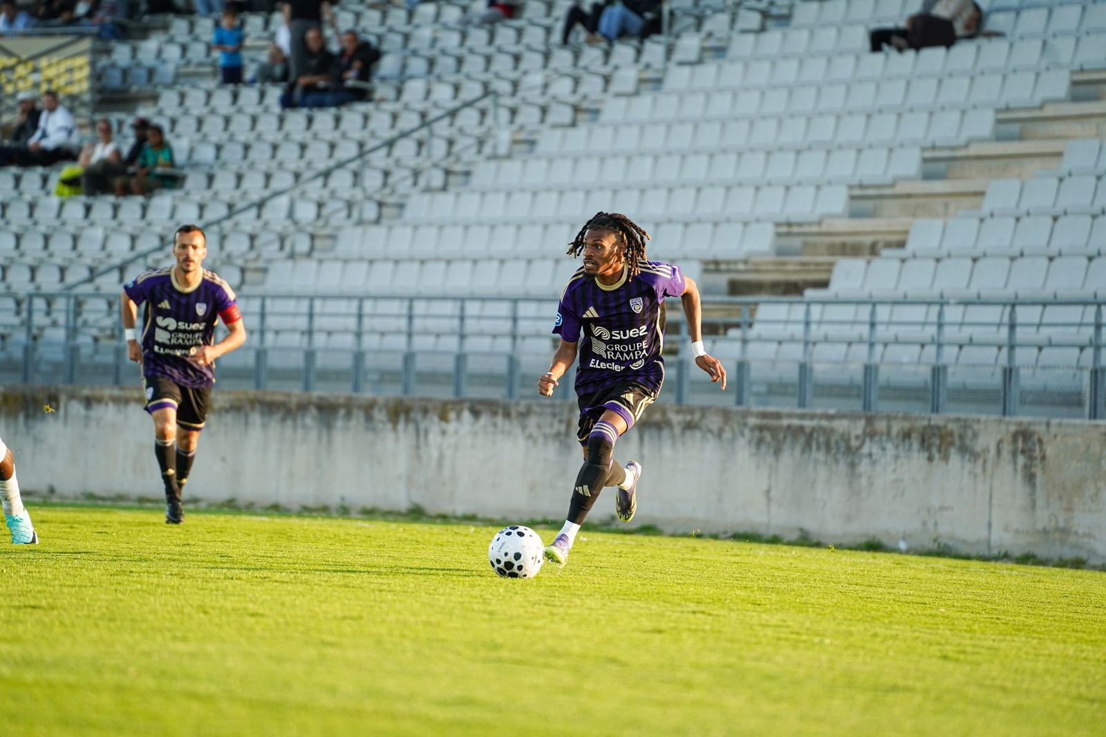 istres 9